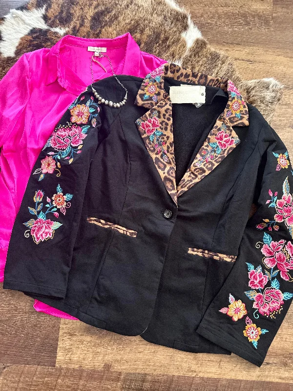 Floral Embroidered Blazer